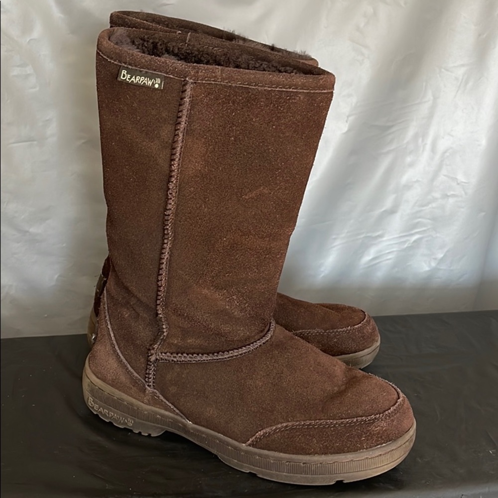 BEARPAW Women's suede sheepskin Elle short boots